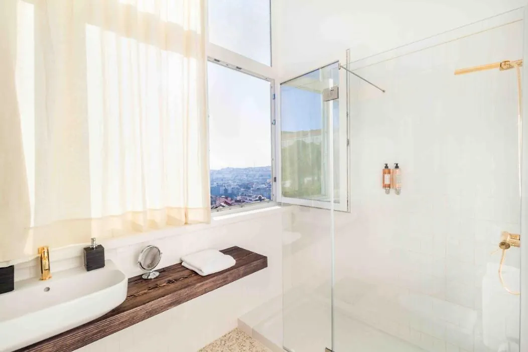 Ola Lisbon - Panoramic Luxury Graca III Daire